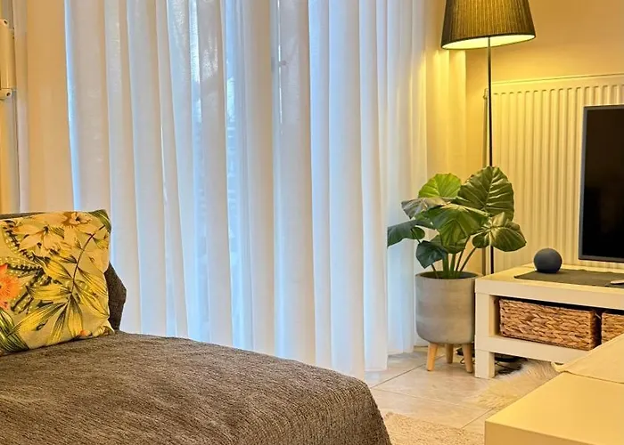 Apartment White *